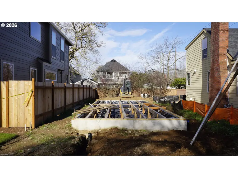 2511 N Winchell St, Portland, OR 97217 - Image #2