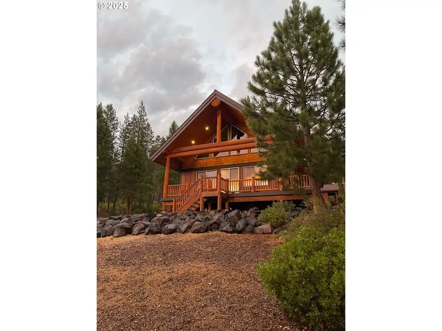 141639 Emerald Meadows Way, Crescent Lake, OR 97733 - Image #2