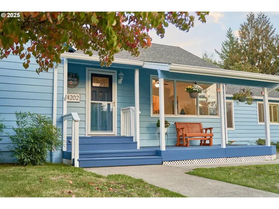 4202 NE Everett Ct, Camas, WA 98607 - Image #2