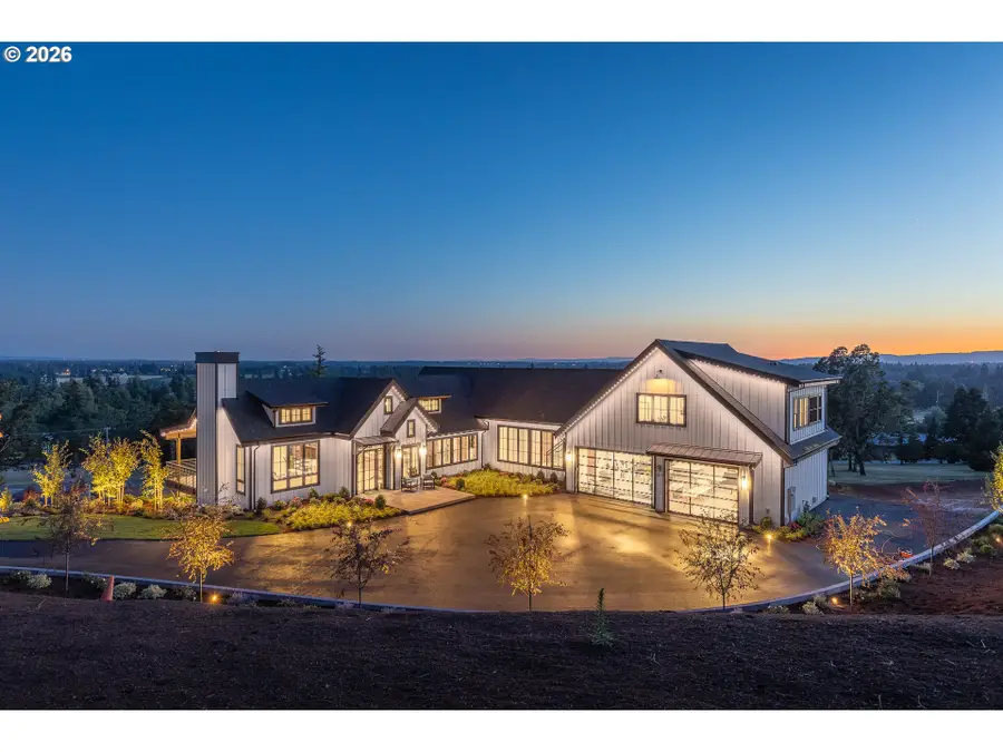 527 SW Hoffman Rd, Northwest Clackamas, OR 97068 - #3