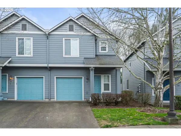810 E 9th St, Newberg, OR 97132
