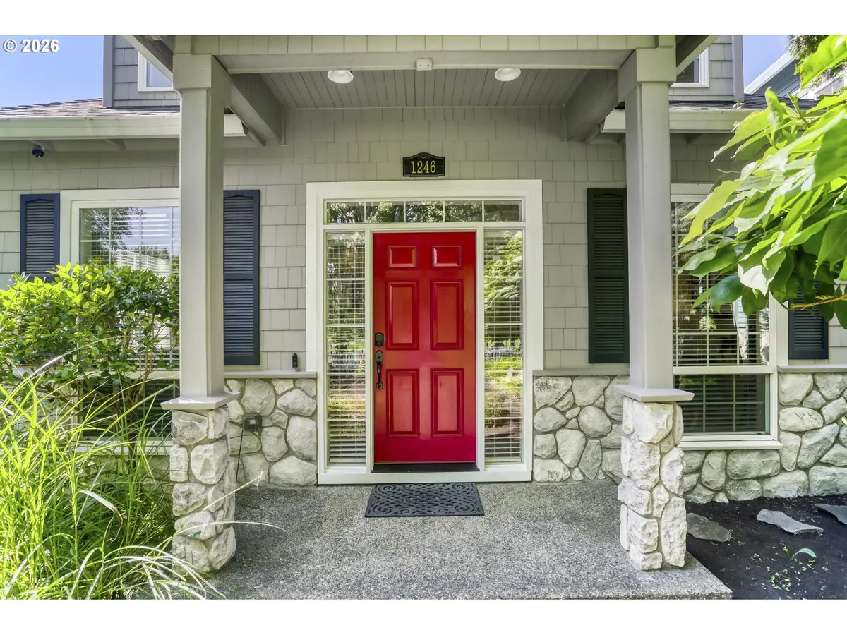 1246 NE Parks Edge Cir, Hillsboro, OR 97124 - #1