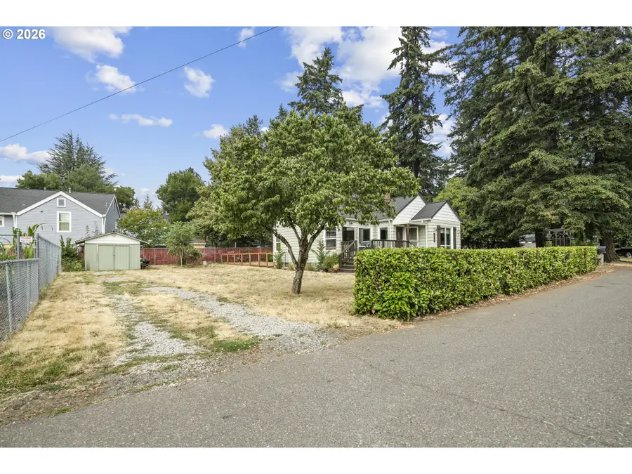 3303 SE 129th Ave, Portland, OR 97236 - #2