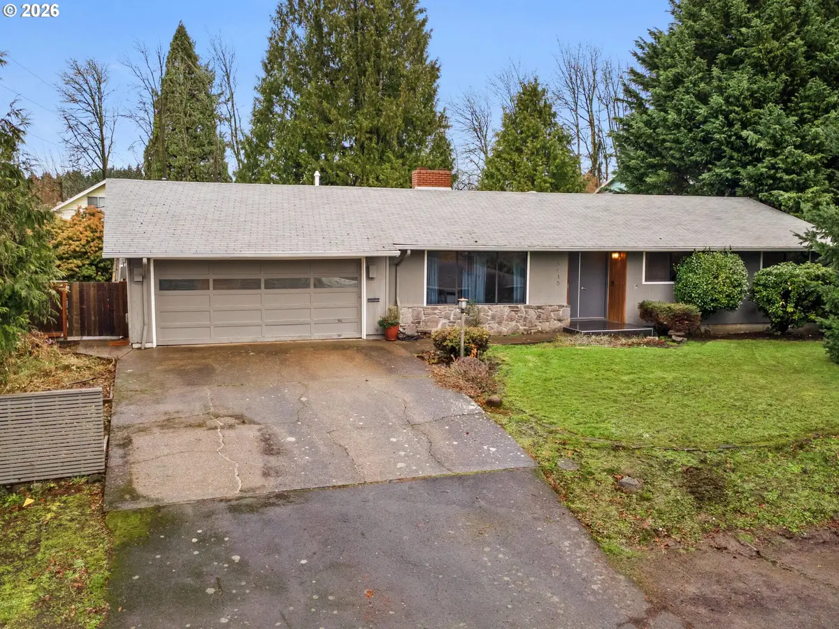 5915 SW Illinois St, Portland, OR 97221 - Image #1