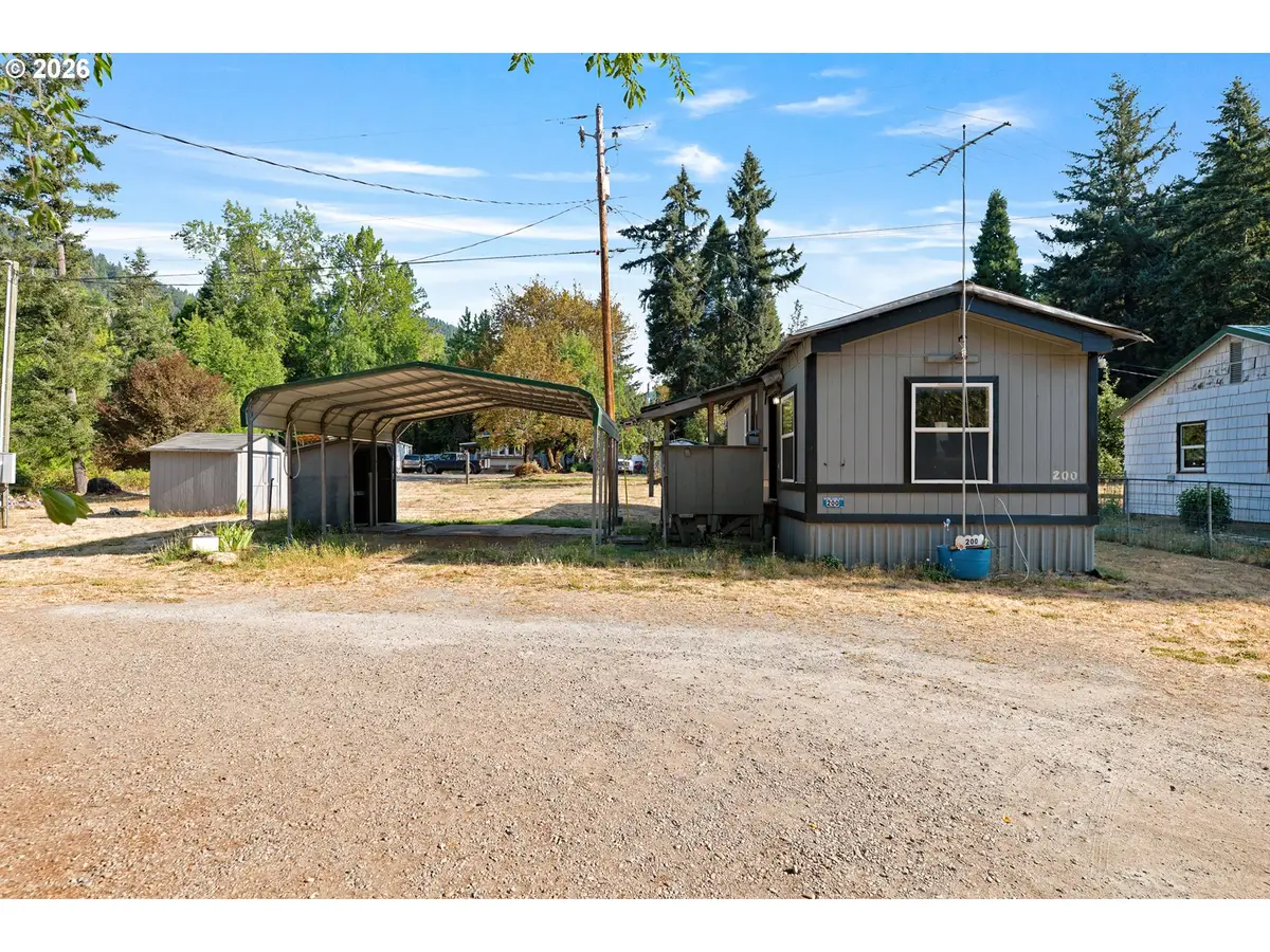 200 Lizzy Ln, Glendale, OR 97442 - #1