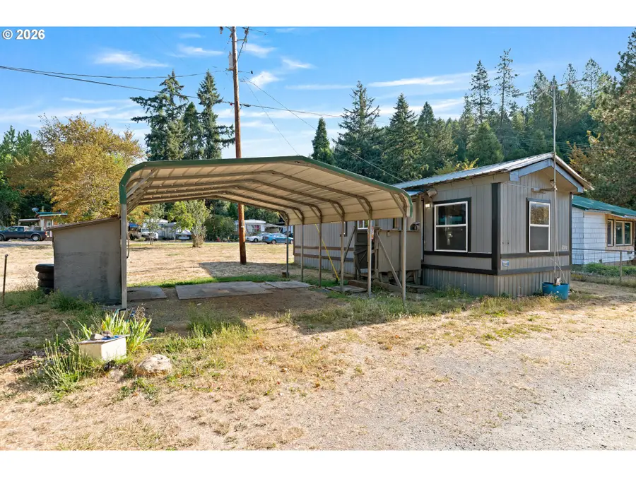 200 Lizzy Ln, Glendale, OR 97442 - #3