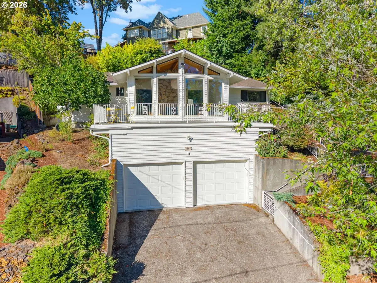 2345 NE Ridgewood Dr, Portland, OR 97212 - #1