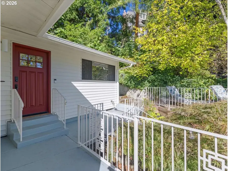 2345 NE Ridgewood Dr, Portland, OR 97212 - #3