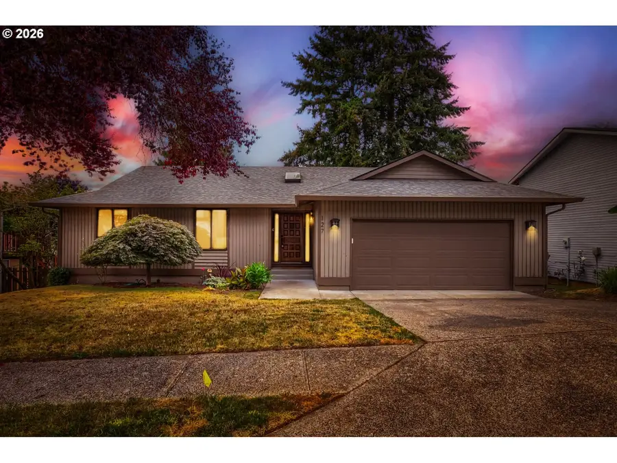 127 NW Royal Ave, Gresham, OR 97030 - #2