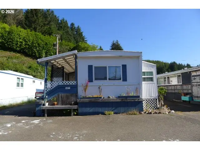 174 Riggs Hill Ln, Winchester Bay, OR 97467 - #3