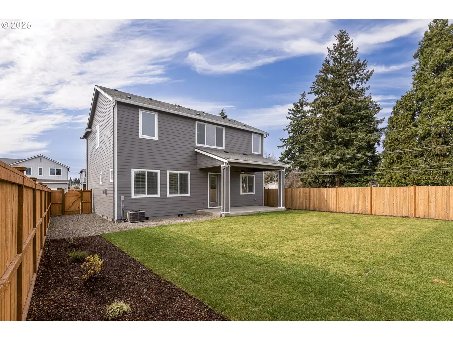 15217 SE Towers Ter, Milwaukie, OR 97267 - Image #3