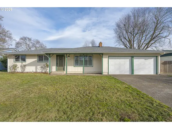 586 45th Pl Ne, Salem, OR 97301