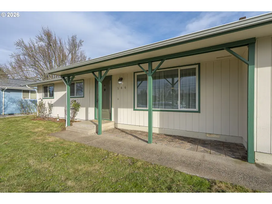 586 45th Pl Ne, Salem, OR 97301 - Image #3