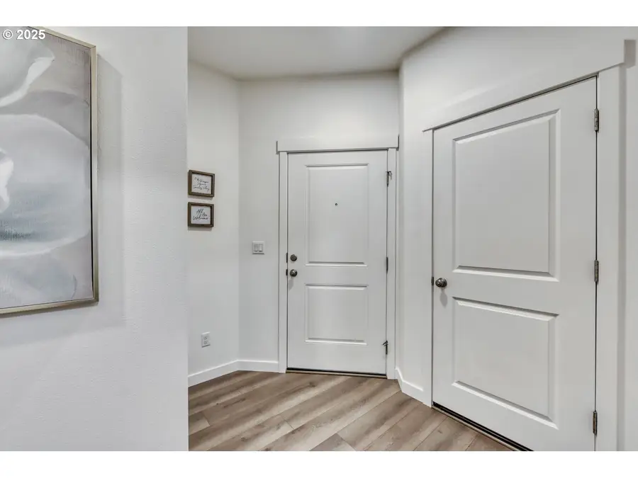 847 S 23rd Ave, Cornelius, OR 97113 - Image #3