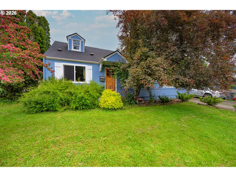 3781 Kincaid St, Eugene, OR 97405 - #2