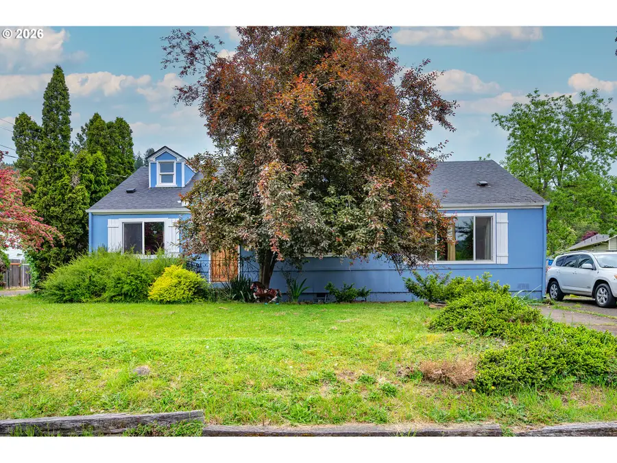 3781 Kincaid St, Eugene, OR 97405 - #3