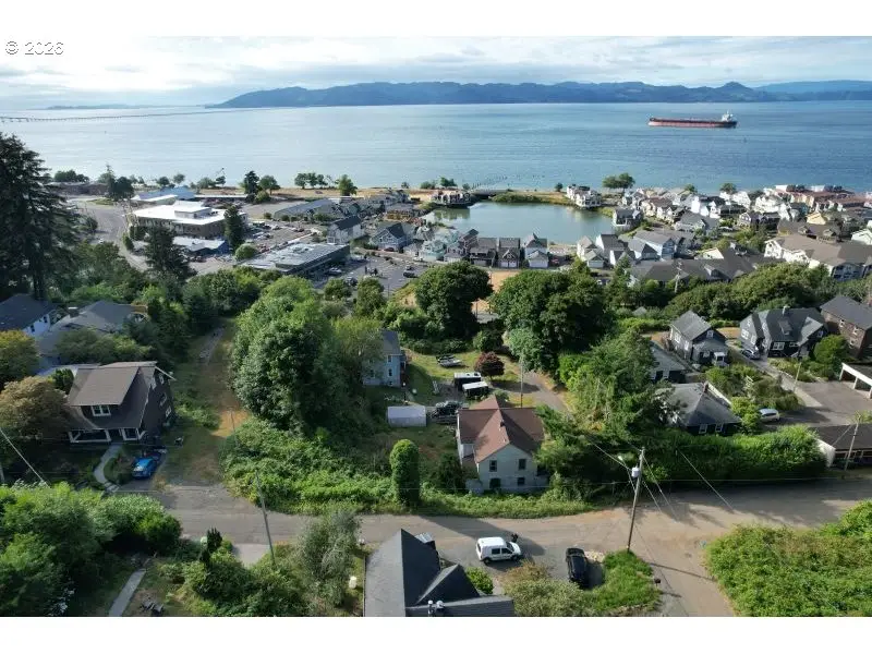 2689 Grand Ave, Astoria, OR 97103 - #3