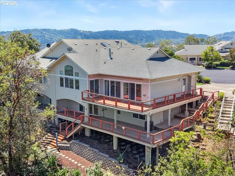 191 NW Rachel Lynn Way, Roseburg, OR 97471 - #2