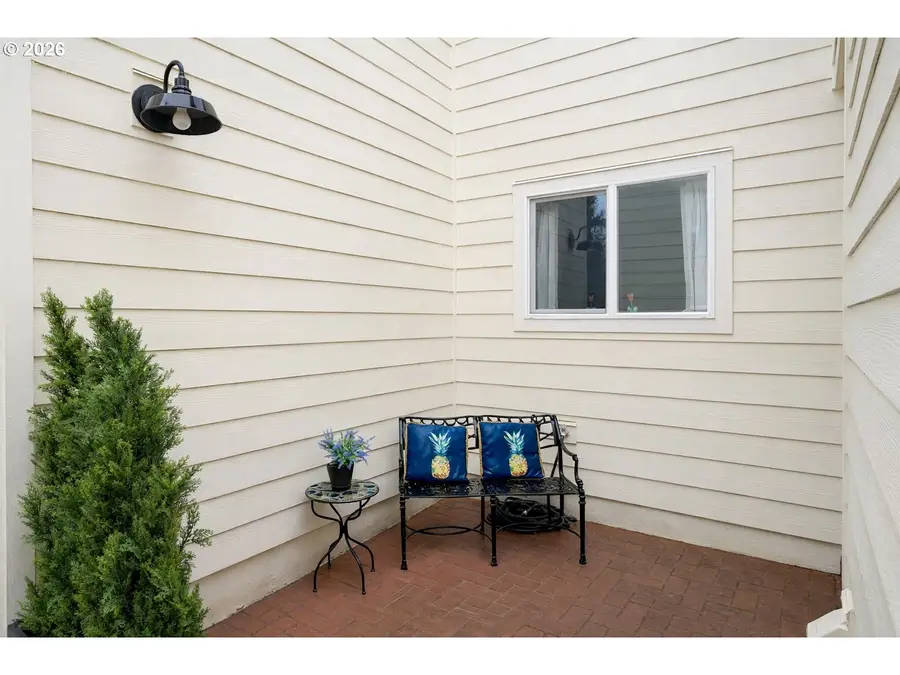 61 Church St, Lake Oswego, OR 97034 - #2