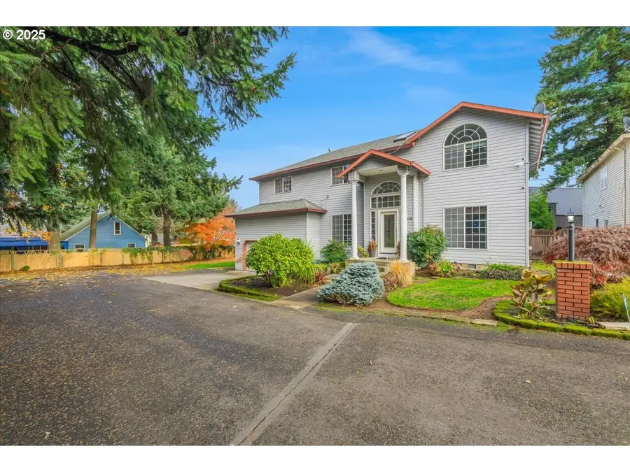 4738 NE 48th Pl, Portland, OR 97218 - Image #2