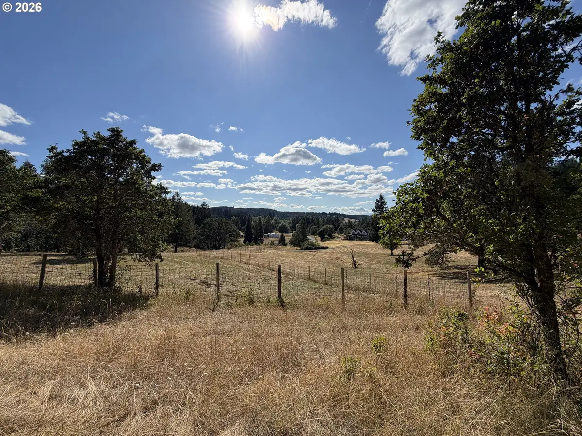 Lusk Rd, Eugene, OR 97405 - #1