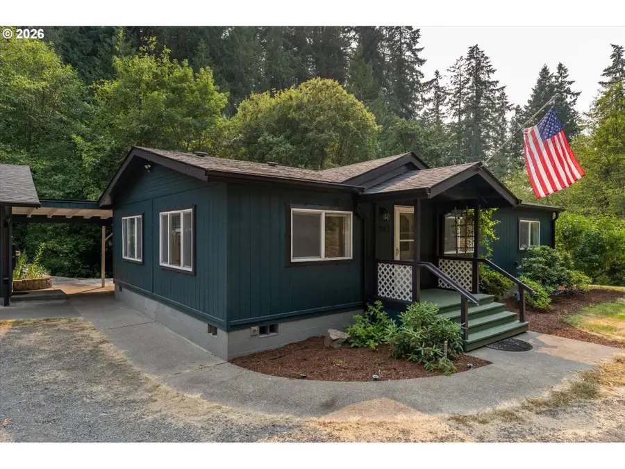 243 Ross Rd, Kelso, WA 98626 - #2