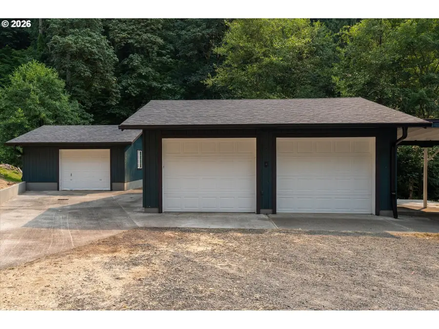 243 Ross Rd, Kelso, WA 98626 - #3
