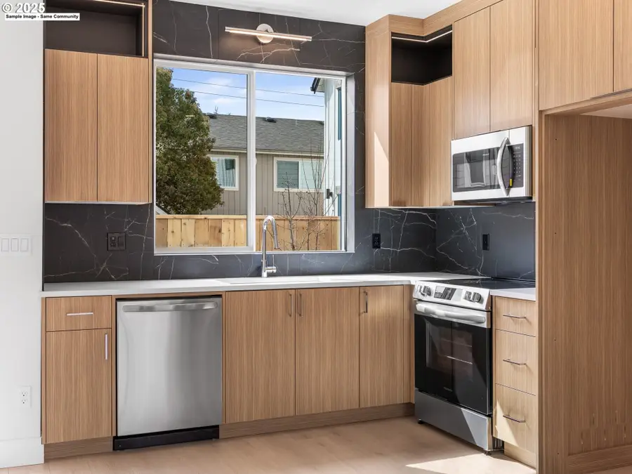 5183 SE 28th Ave #8, Portland, OR 97202 - #3