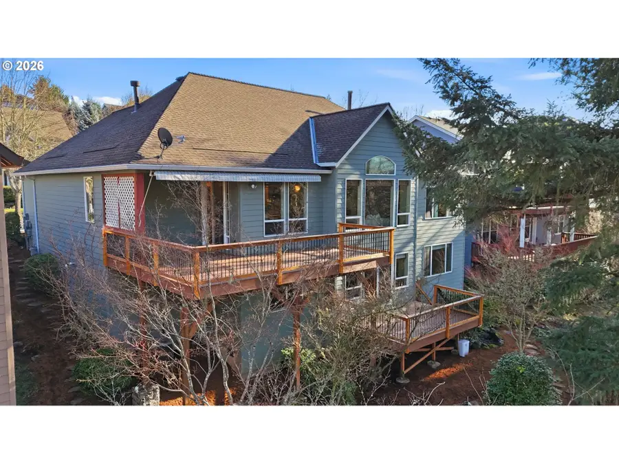 3290 Ridge Pointe Dr, Forest Grove, OR 97116 - Image #3