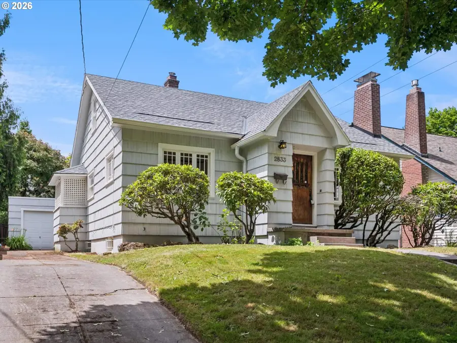 2833 NE 12th Ave, Portland, OR 97212 - #2