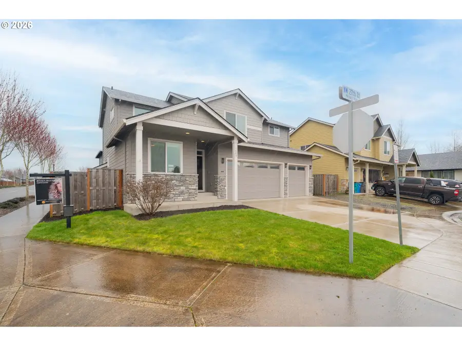 1605 NW 27th Ct, Battle Ground, WA 98604 - #2