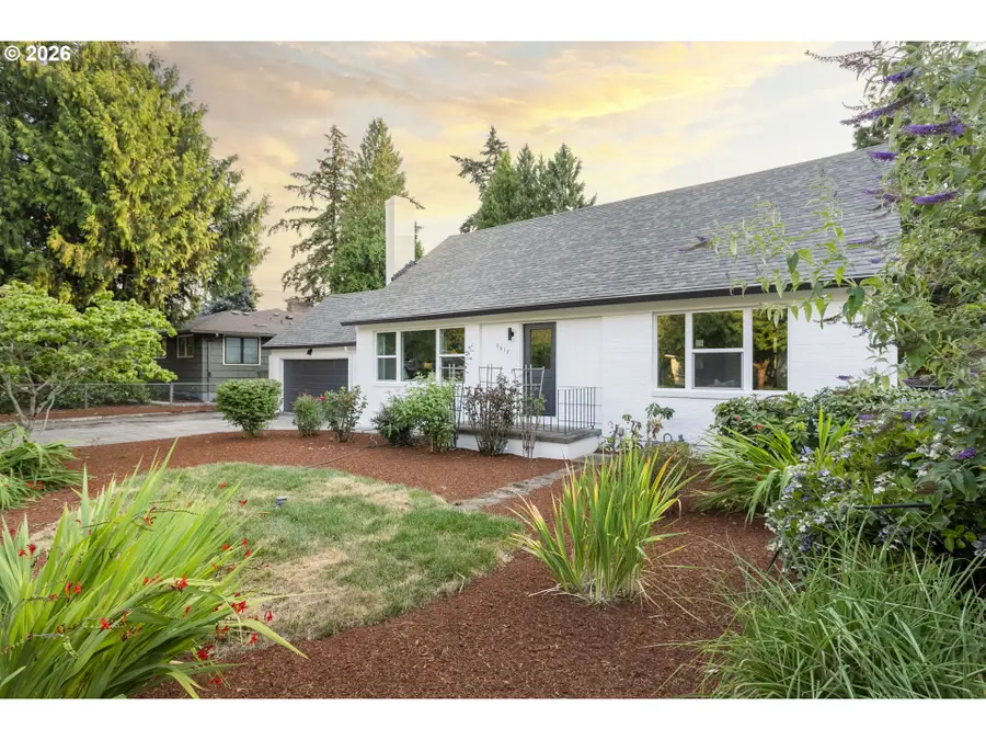 8617 SE 36th Ave, Milwaukie, OR 97222 - #2