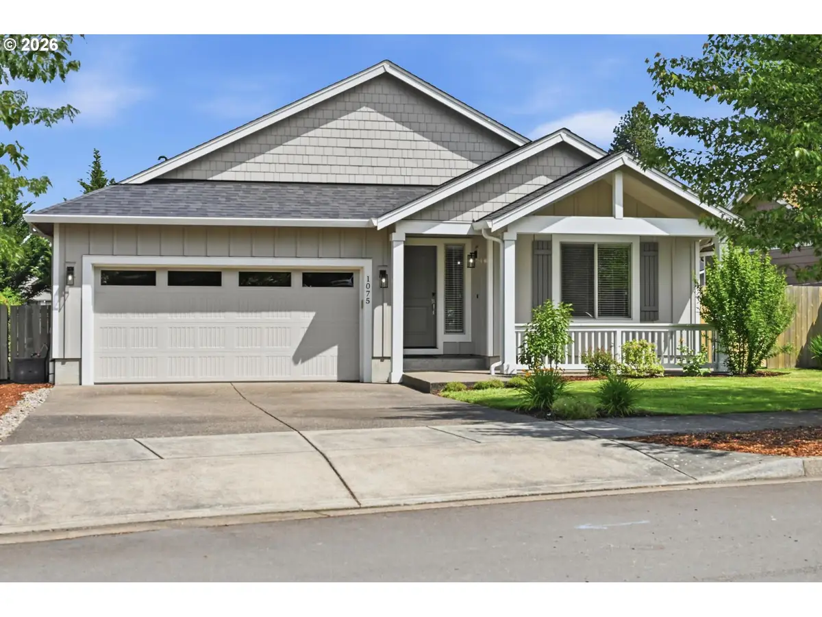 1075 Sage St, Silverton, OR 97381 - #1