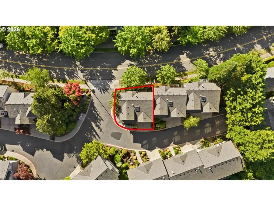 2352 NW Brewer Ln, Portland, OR 97229 - #2