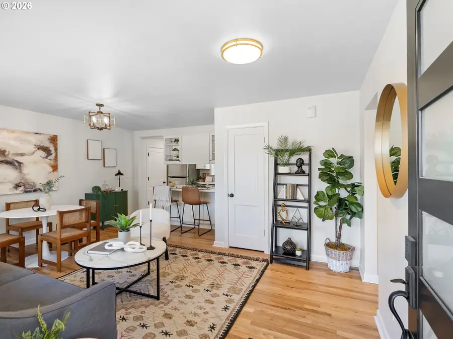 1842 SE 92nd Ave, Portland, OR 97216 - #3
