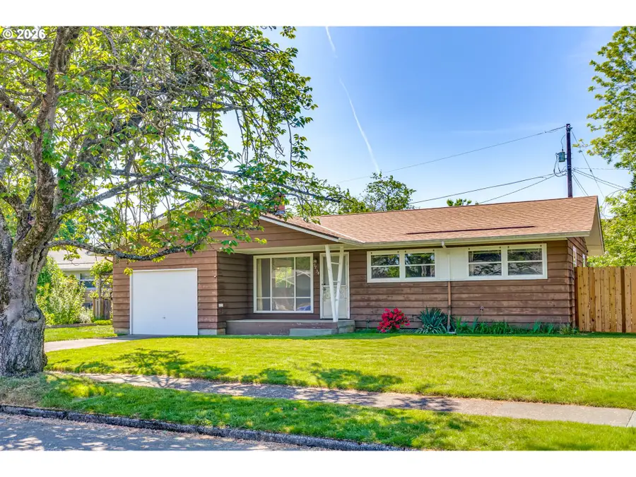 9734 SE Harrison St, Portland, OR 97216 - #2