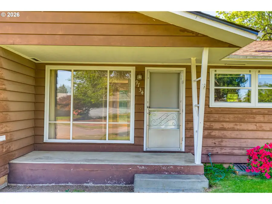 9734 SE Harrison St, Portland, OR 97216 - #3