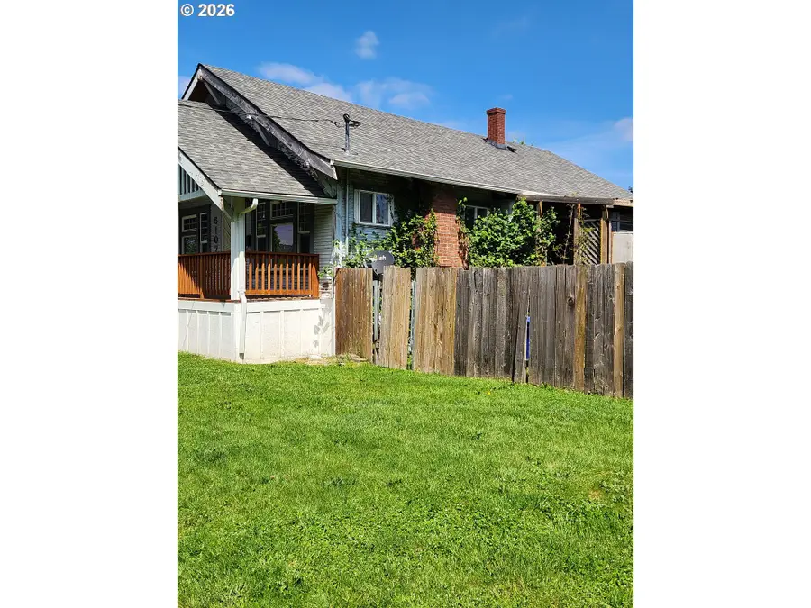 5107 N Vanderbilt St, Portland, OR 97203 - #3