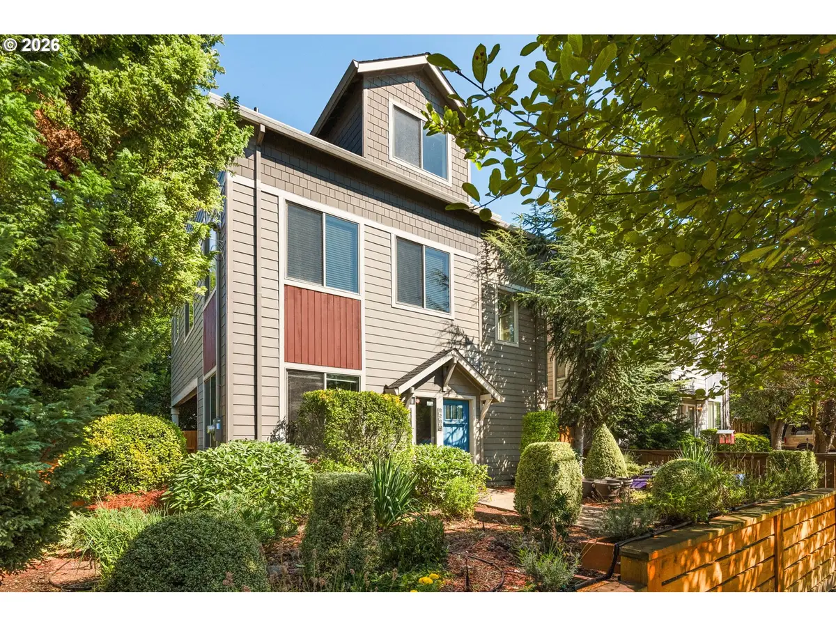 8280 N Burrage Ave, Portland, OR 97217 - #1