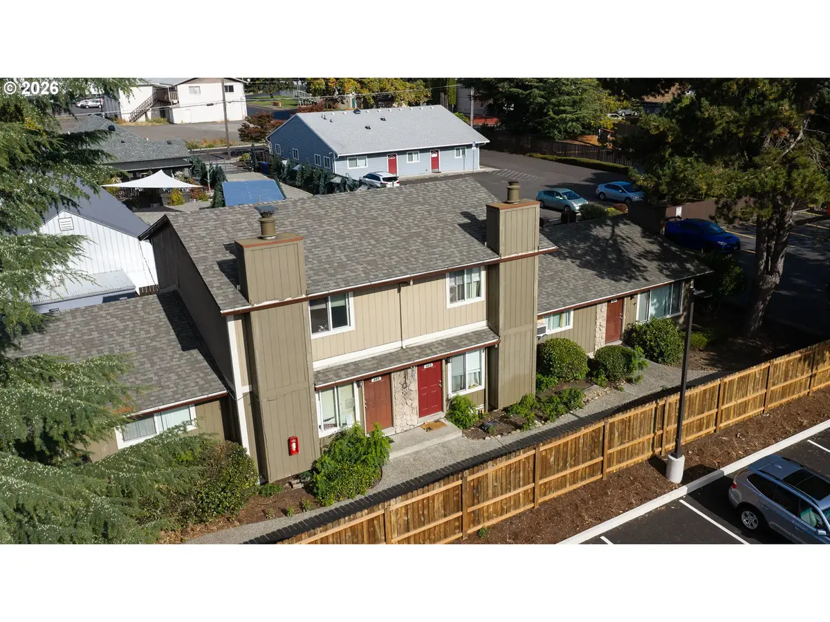 461 W Gloucester St, Gladstone, OR 97027 - #1