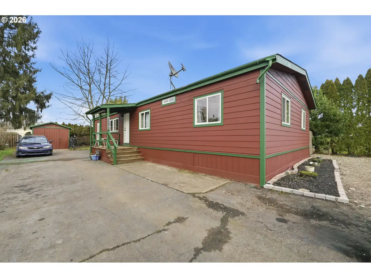 34167 El Roble Ave, Eugene, OR 97405 - Image #1