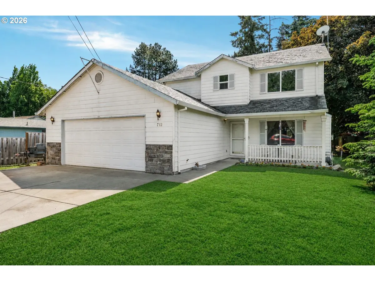 712 Main St, Dayton, OR 97114 - #1