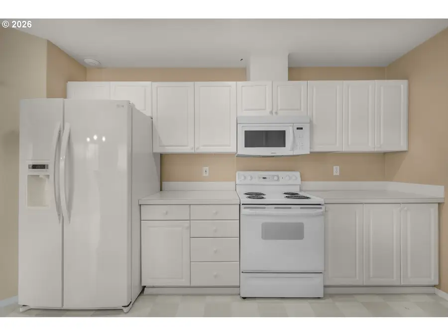 1668 SE Ripplewood Ave, Hillsboro, OR 97123 - Image #2