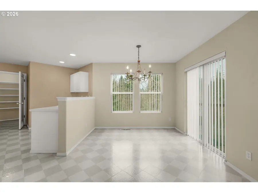 1668 SE Ripplewood Ave, Hillsboro, OR 97123 - Image #3