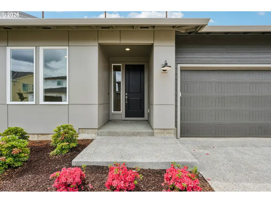 754 Magnolia Ave, Woodburn, OR 97071 - #3