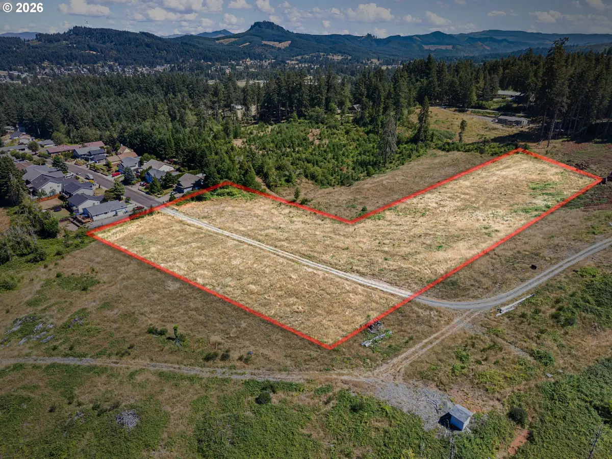 000 Ibsen Ave, Cottage Grove, OR 97424 - #1