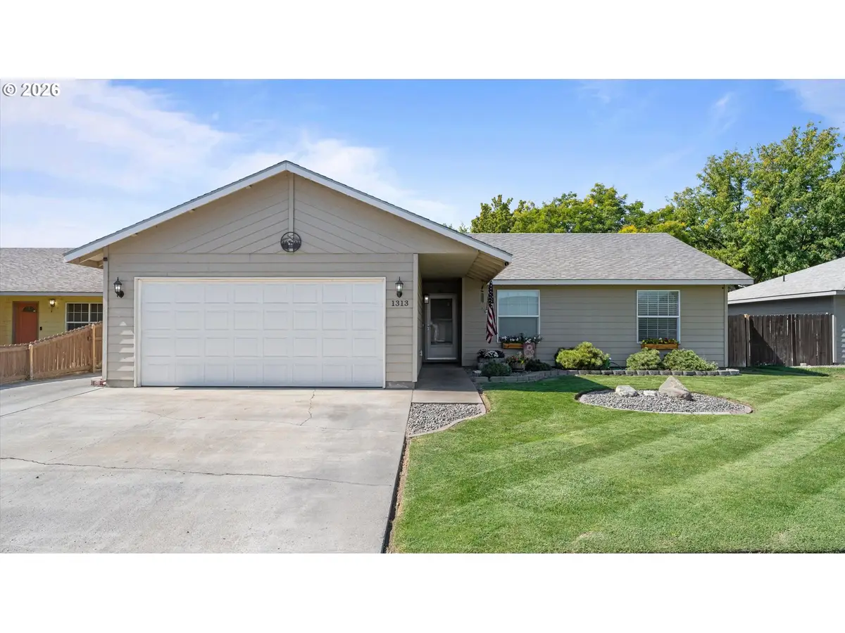 1313 SW Riverhill Dr, Hermiston, OR 97838 - #1