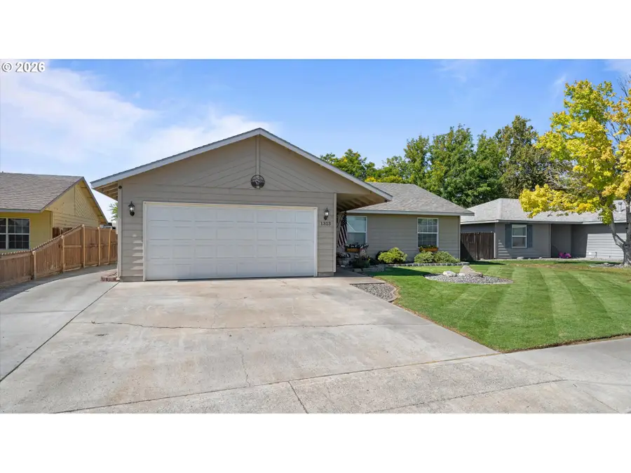 1313 SW Riverhill Dr, Hermiston, OR 97838 - #3