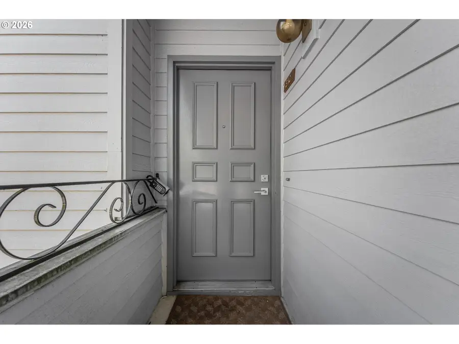 14575 SW Walker Rd, Beaverton, OR 97006 - #3