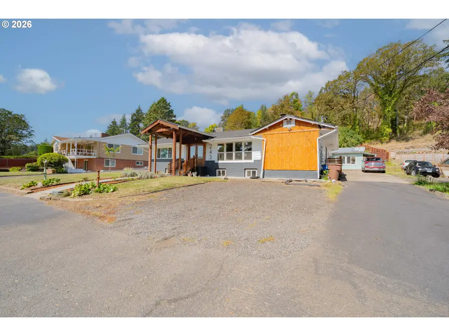 243 N Shepherd Rd, Washougal, WA 98671 - #3